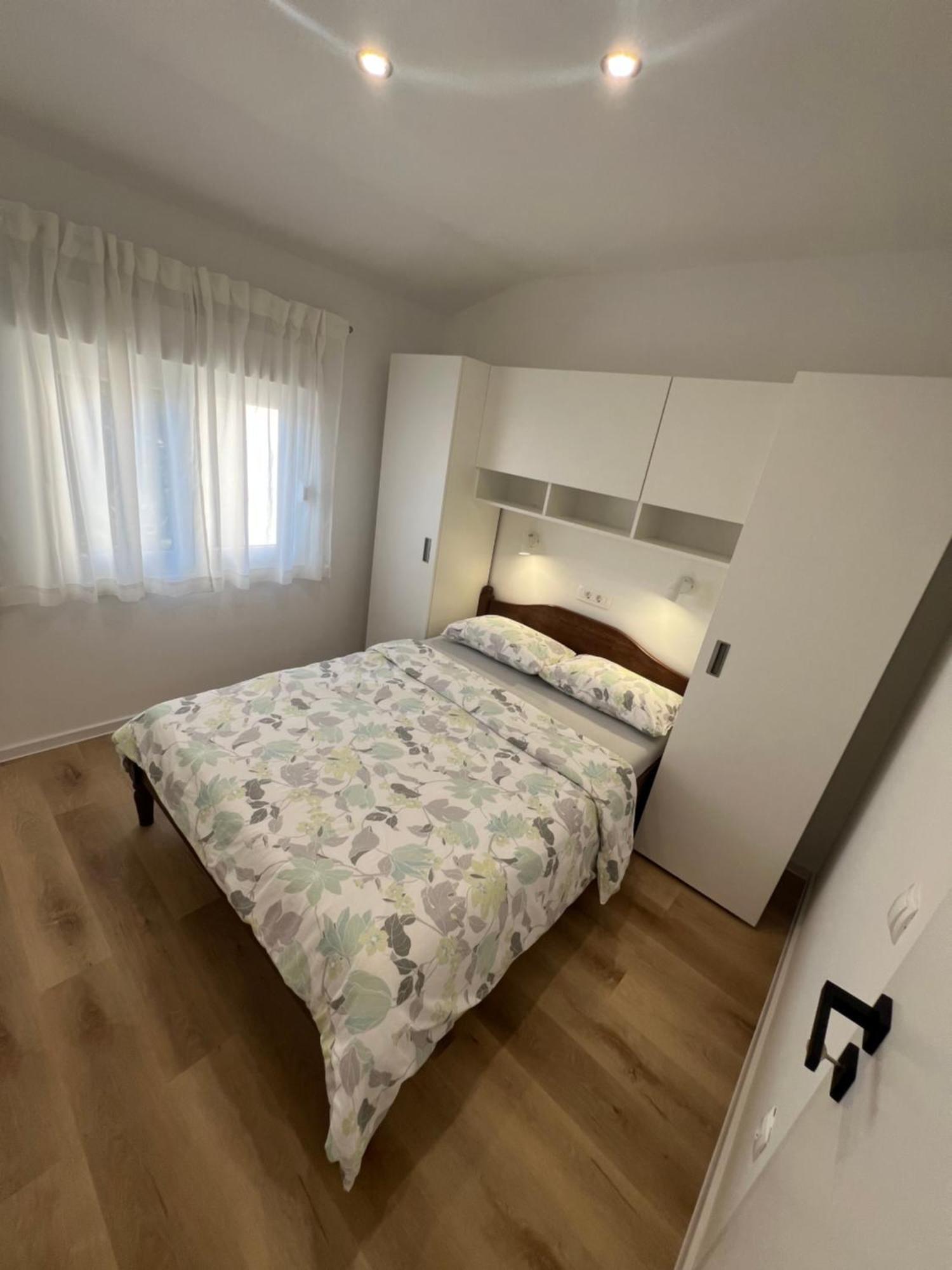 Apartment Bagaric Stari Grad  Extérieur photo